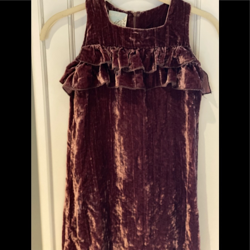 Girls Peek brand from Nordstrom dress in a size 6/7.